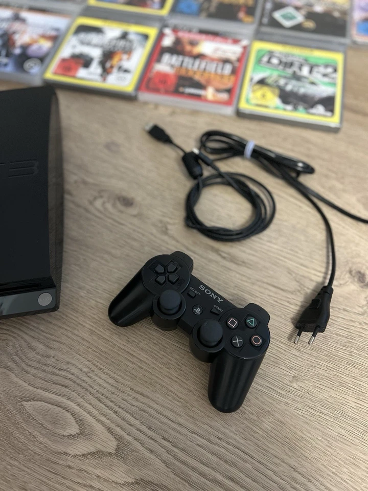 Sony PlayStation 3 PS3 Slim Konsole Schwarz + 17 Spiele + Wandhalterung Top !!! - Bild 4 von 4