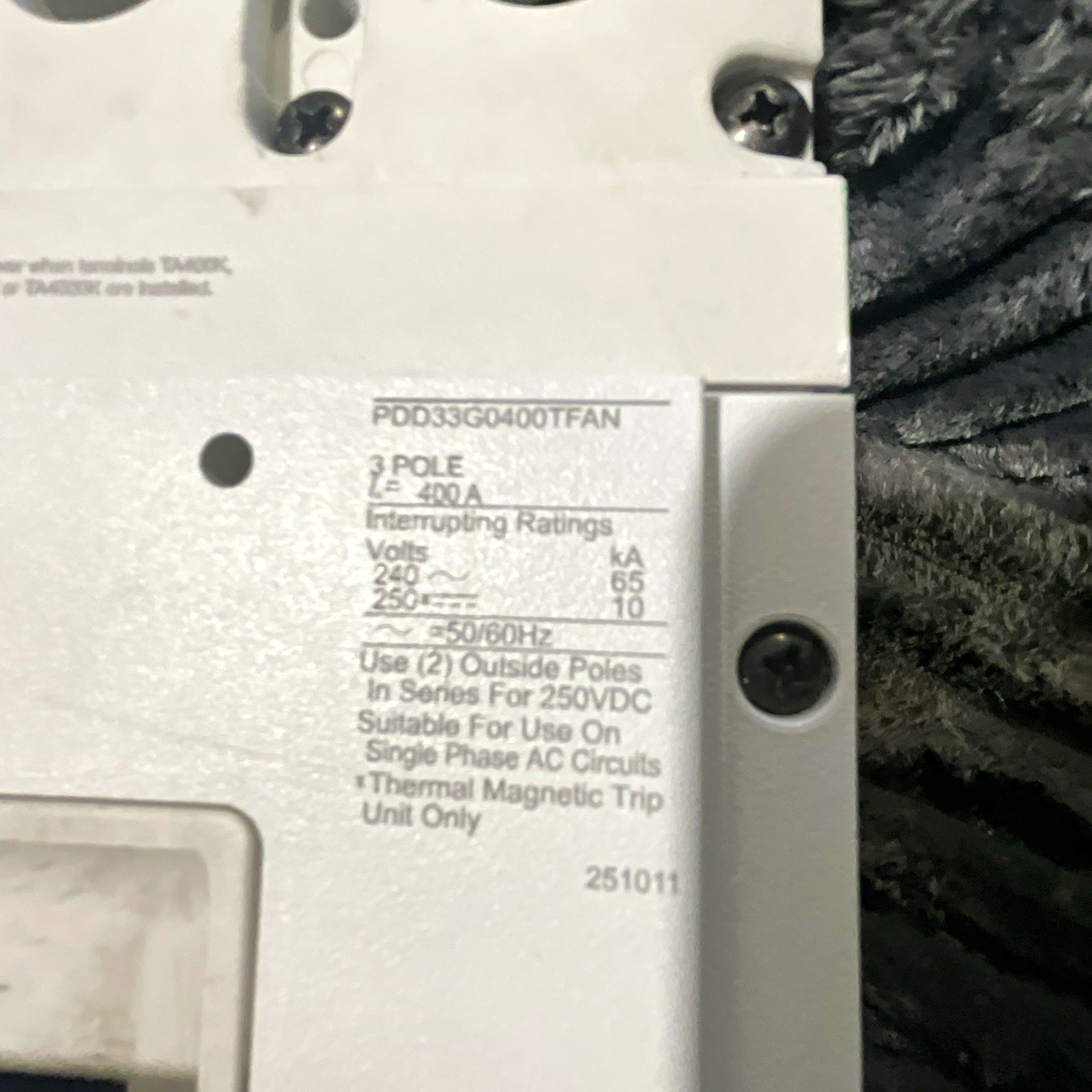 Eaton PDD33G0400TFAN Thermal Circuit Breaker 400A 3P 201-250V AC