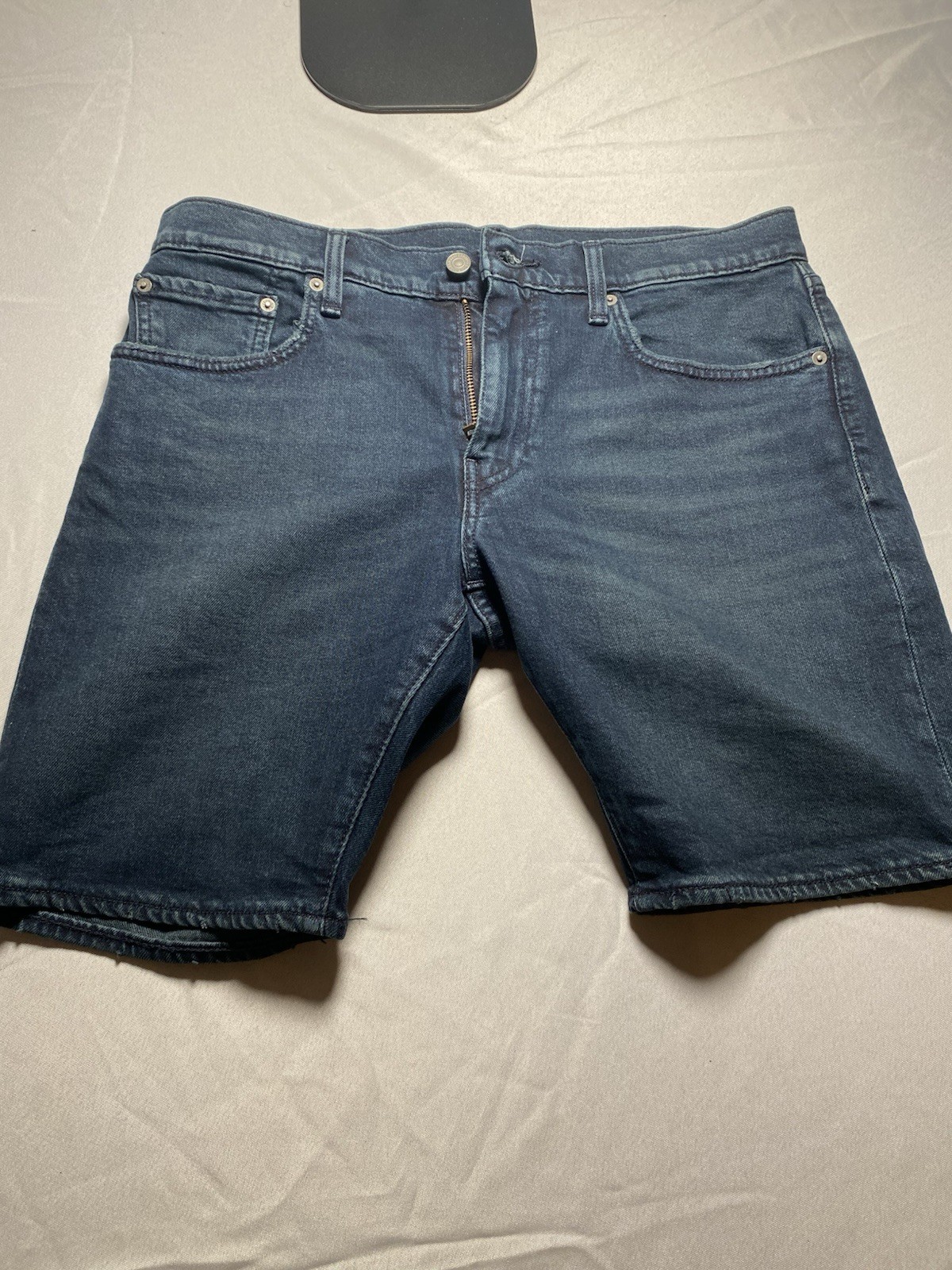 Levi's Premium 412 Slim Fit Denim Shorts Men's Size 32 Dark Wash Stretch