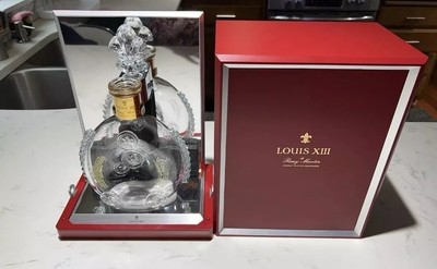 1 Empty Remy Martin louis xiii(13) 750ML With Box , 2 Top Cork And