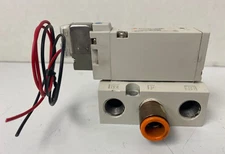 SMC PNEUMATICS SYJ7140-5HUD-02N 24VDC SOLENOID AIR CONTROL VALVE