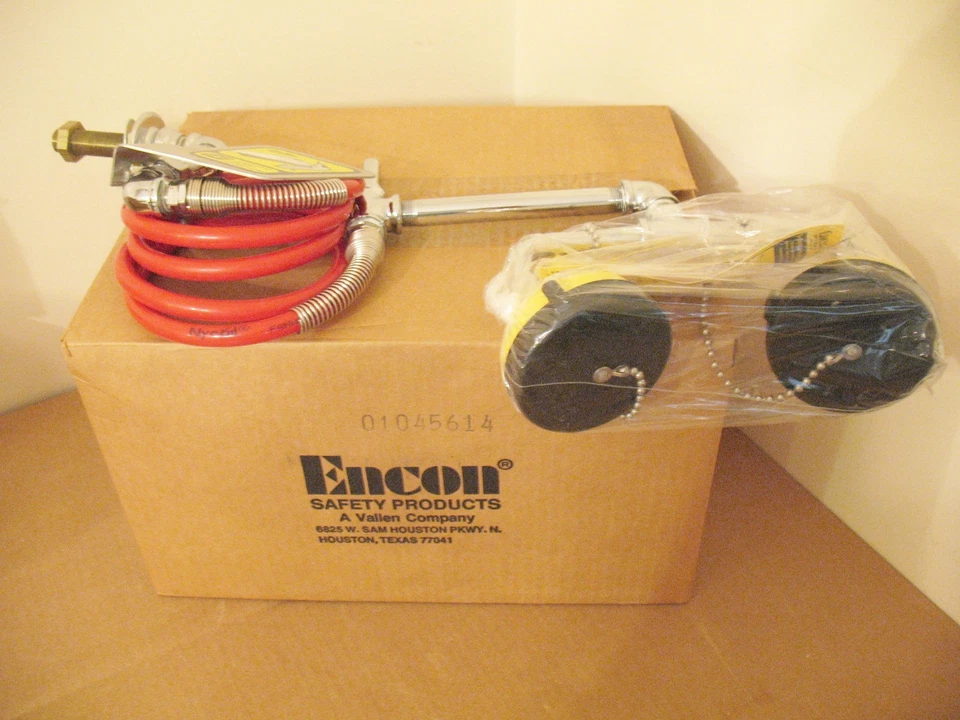 ENCON 01090012 01045614 ESTACIÓN DE LAVADO DE OJOS DOBLE MONTAJE EN CONTADOR CON MANGUERA DE EMPAQUE Foto 3 de 3