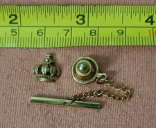 Vintage small gold town King Crown lapel pin tie tack