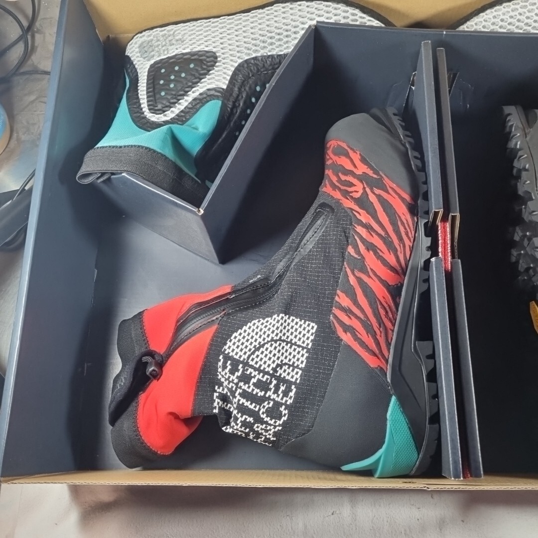 THE NORTH FACE タイダイ ブーツ THE NORTH FACE SUMMIT TORRE EGGER FUTURE LIGHT NF0A52REKX9-070 UK