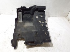 BMW X6 G06 2021 Hinten links Teppichboden Innenraumboden vorne 8069273 AUA216767