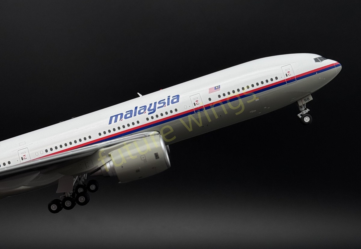 1:200 JC Wings* Malaysia Airlines B777-200ER 9M-MRB Diecast