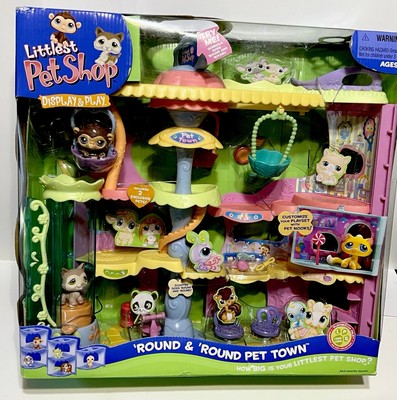 Littlest Pet Shop Round And Round Pet Town &  #486 Chimpanzee #487 Husky