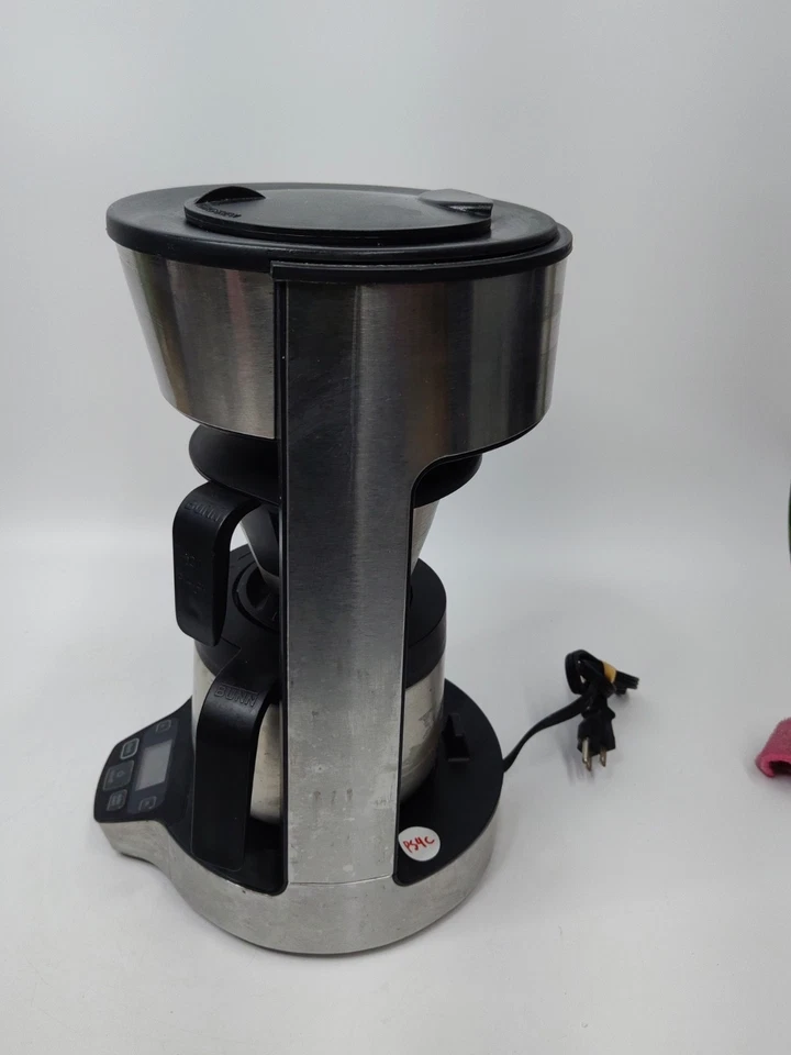 BUNN HG 8-CUP  PHASE BREW STAINLESS STEEL COFFEE MAKER WITH CARAFE - Image 2 of 4
