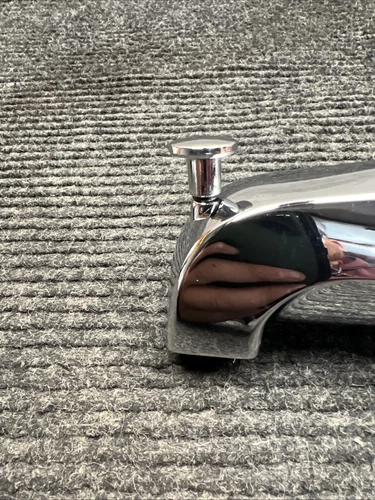 Jones Stephens Diverter Spout Nose Connection Chrome Plated 1/2" FIP D01001  - Picture 2 of 5