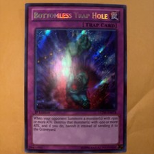 Bottomless Trap Hole LCJW-EN078 Secret Rare 1st Edition Yugioh Card