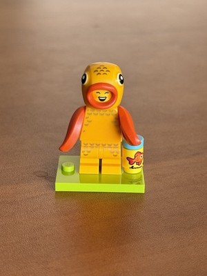 LEGO #66813 Minifigures Underwater Pet Animal Lovers Goldfish Fish Food Suit Fan