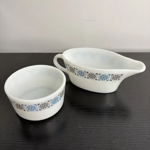 Vintage Pyrex JAJ England Chelsea Snowflake Milk Glass Gravy Boat & Sugar Bowl