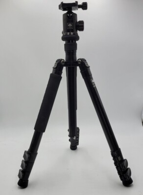 Sirui SUET2004 ET-2004 Aluminum Tripod with E-20 Ball Head - Black