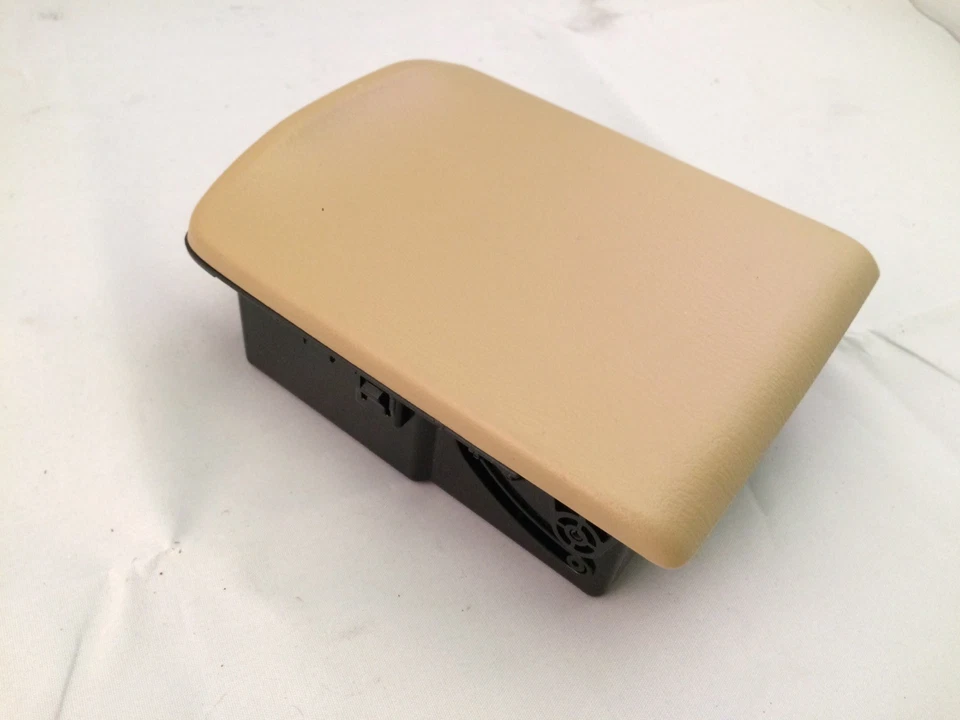 Portavasos trasero doble Subaru Forester 2003-2008 bronceado Foto 3 de 4