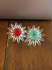 Swarovski Crystal Red and Green Daisy Flower Figurine SCS Renewal Gift 2"