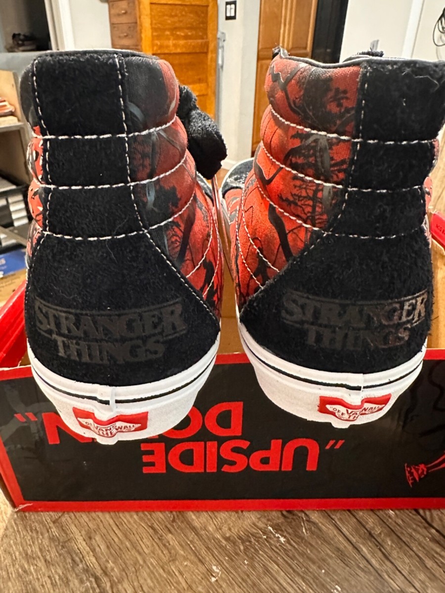 VANS Men 11.5 / Women 13.0 ~ STRANGER THINGS ~ Friends Don't Lie