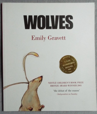 Wolves byGravett, Emily | Children's Book | Paperback in English