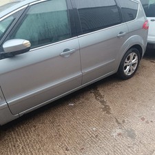 Breaking Ford C-Max 2010 Petrol 2.0 Auto Leather 7 Seater (Parts Only) wheel nut