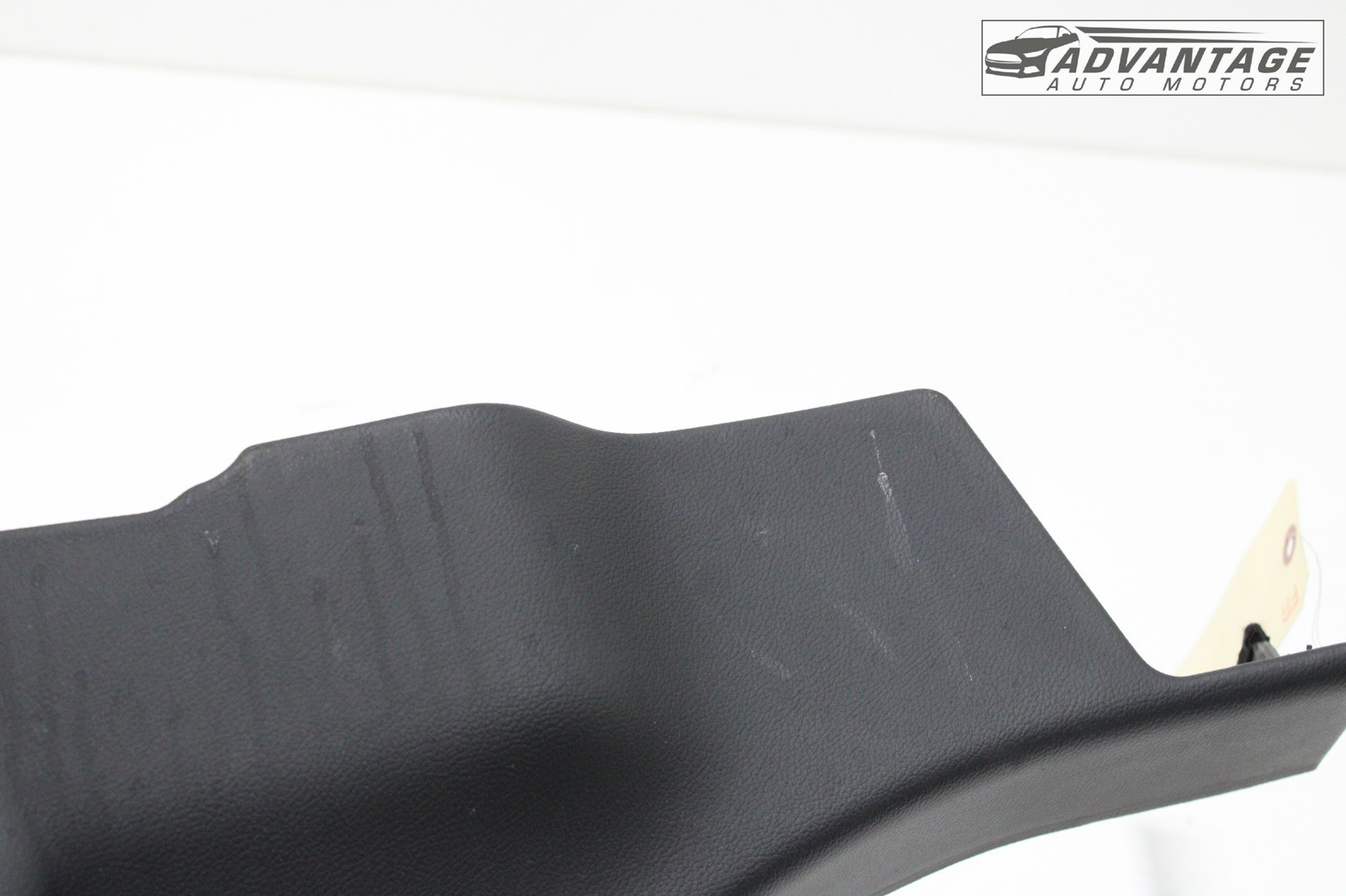 2014-2016 MASERATI QUATTROPORTE RIGHT SIDE B PILLAR LOWER COVER TRIM PANEL OEM