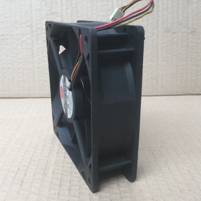 New SUPERRED CHA12012CB-TA DC12V 0.70A 3-Wire Silent Cooling Fan #zc