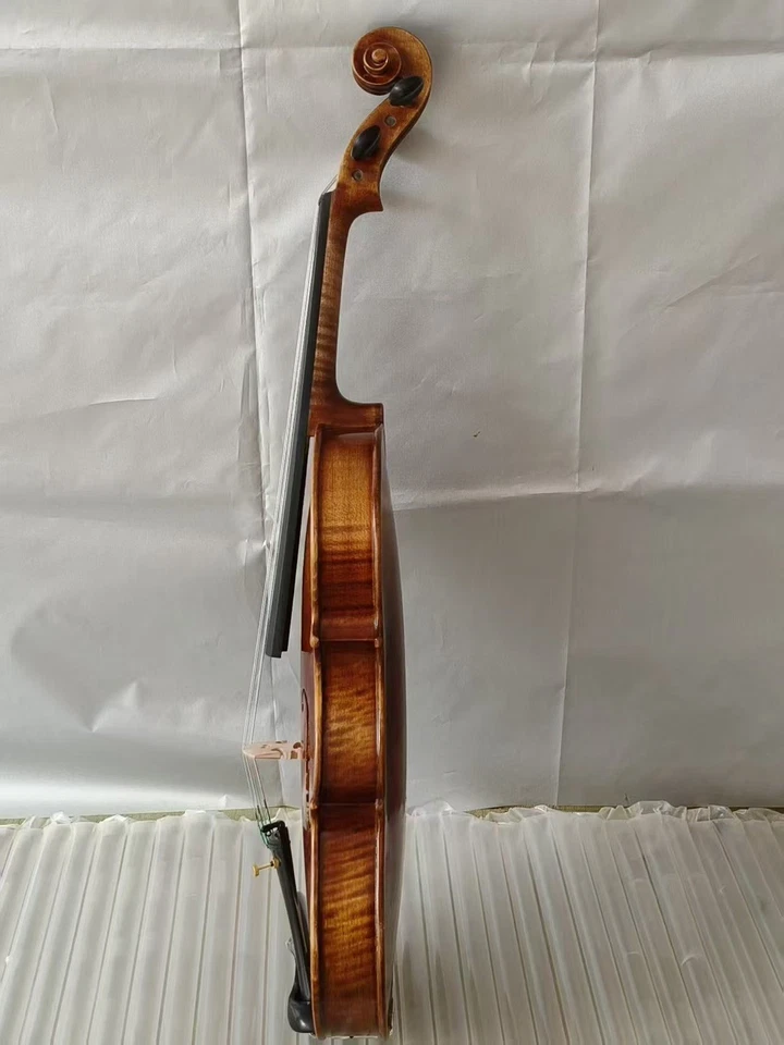 4/4 violin Guarneri  Model Flamed maple back spruce top hand Antique Style No2 - Image 4 of 4