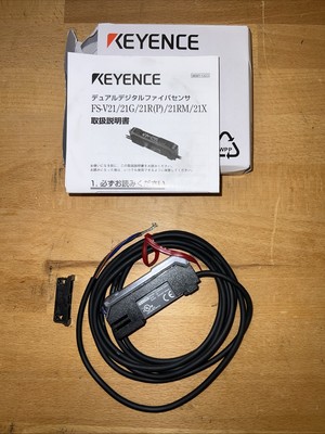 KEYENCE FS-V21RP 12-24 V DC Fiber Optic Photoelectric Sensor