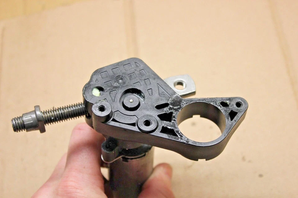 Мотор сиденья для Toyota Camry Avalon Lexus Es300 Es350 2018-2023 годов выпуска - Изображение 4 из 4