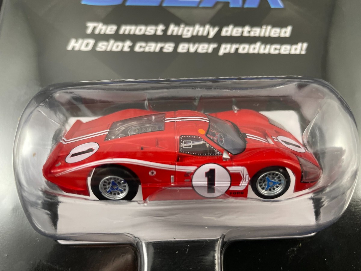 22042 AFX MEGA G PLUS FORD GT40 MKIV #1 LE MANS RED COLLECTOR