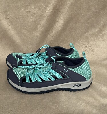 Chaco Outcross Closed Toe Size Slip On Bungee Lace Hiking