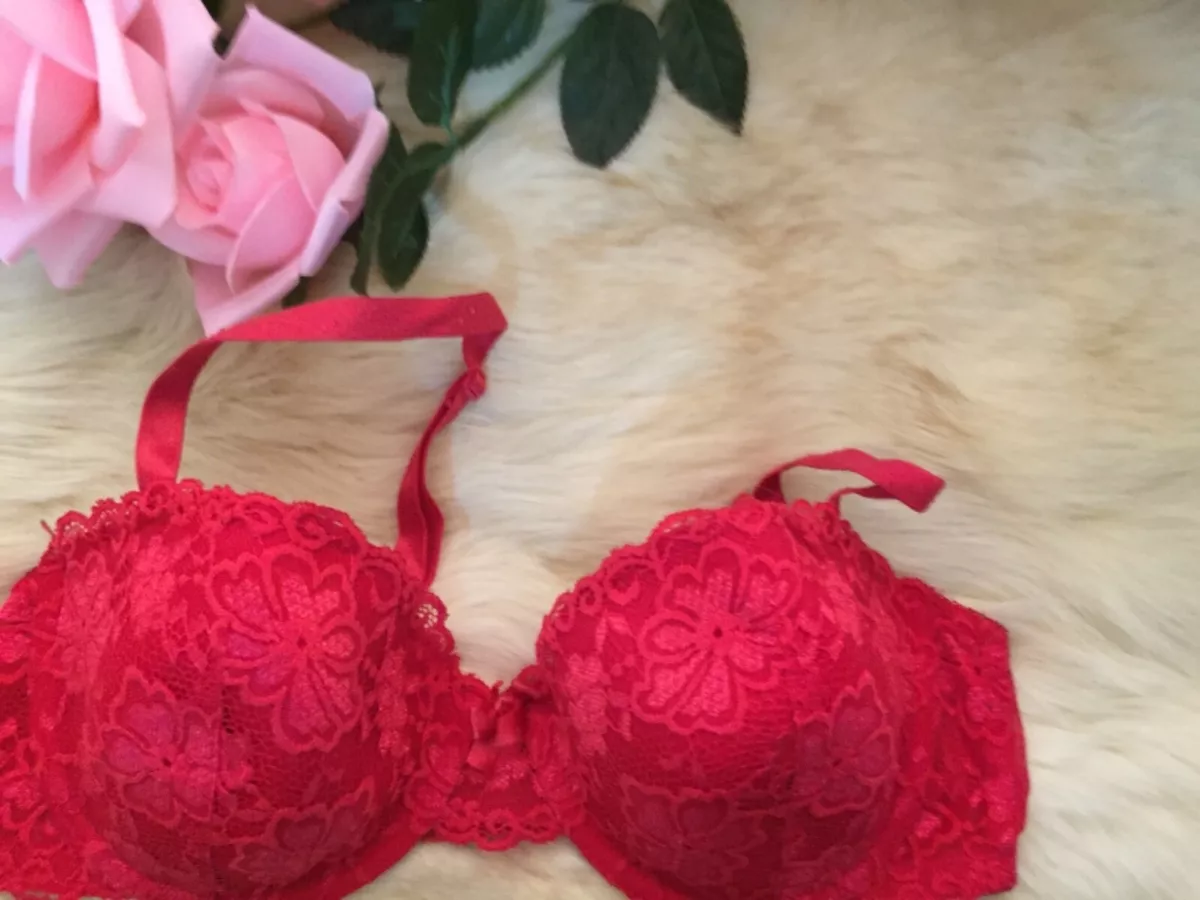 Nice Bra size it 4c us 36c eu 80c padded underwired Red