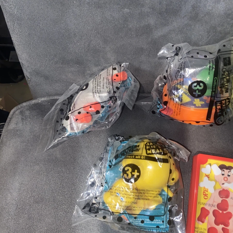 LOT OF 8 1998 Jack in The Box Kids Meal POCKET Toys HASBRO - Image 3 of 4