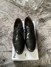 Pollini eleganter schwarzer Schnürschuh in Gr.42 in sehr gutem Zustand 