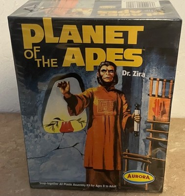  PLANET OF THE APES Dr. Zira SEALED 2000 Aurora Snap-Together Model Kit