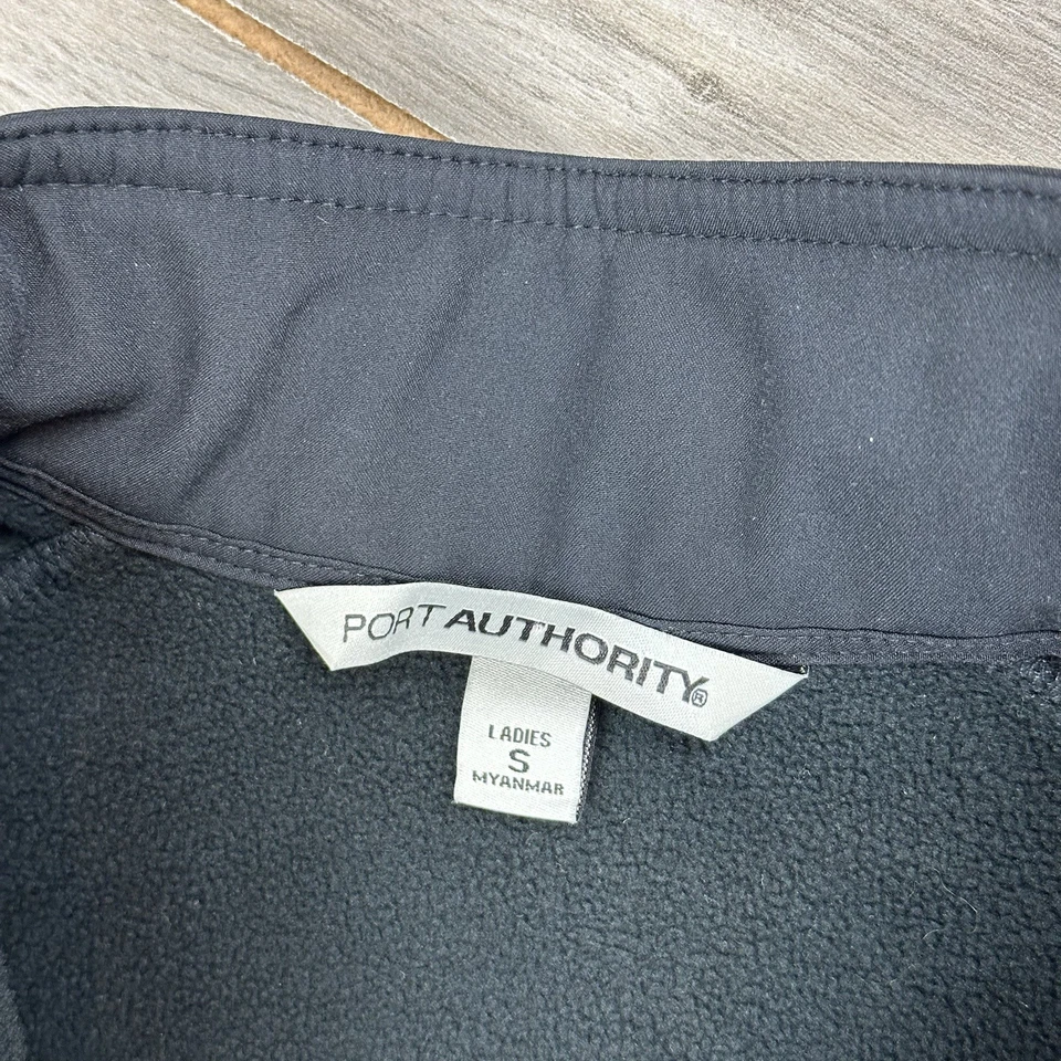 Wellstar Healthcare Employee Uniform Fleece Vest Women’s Size S Softshell Black - Image 3 of 4