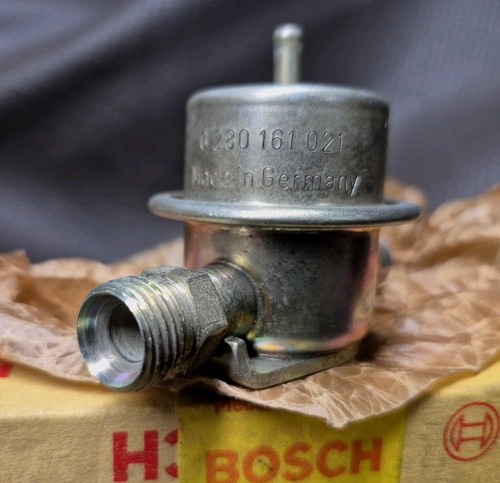 Original Bosch 0280161021 Fuel Pressure Damper Porsche 911 Carrera 3.2 Genuine