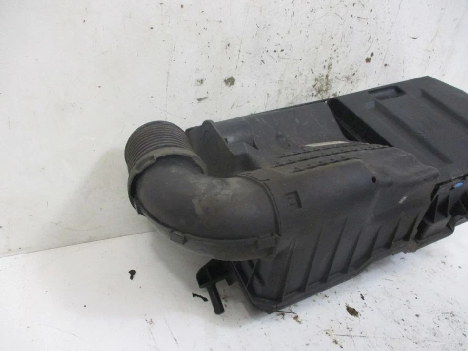 Carcasa del filtro de aire caja del filtro de aire se adapta a VOLVO V50 (MW) 2.4 30650076 Foto 3 de 4