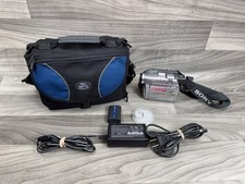 SONY HANDYCAM DCR-DVD301 DIGITAL VIDEO CAMCORDER CAMERA BUNDLE CASE BATTERY