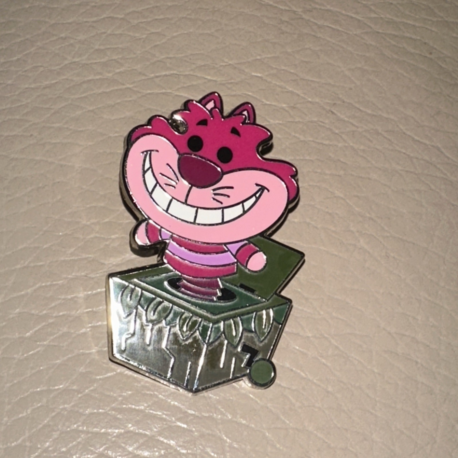 2025 Disney Parks Toys In a Box Mystery Pin Cheshire Cat Alice In Wonderland