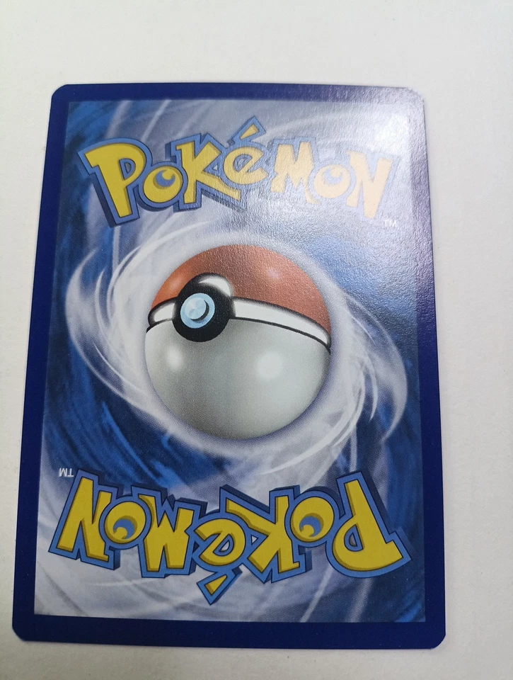 Weezing 095/198 Swsh06: Sword & Shield - Chilling Reign Regular - Image 2 of 4