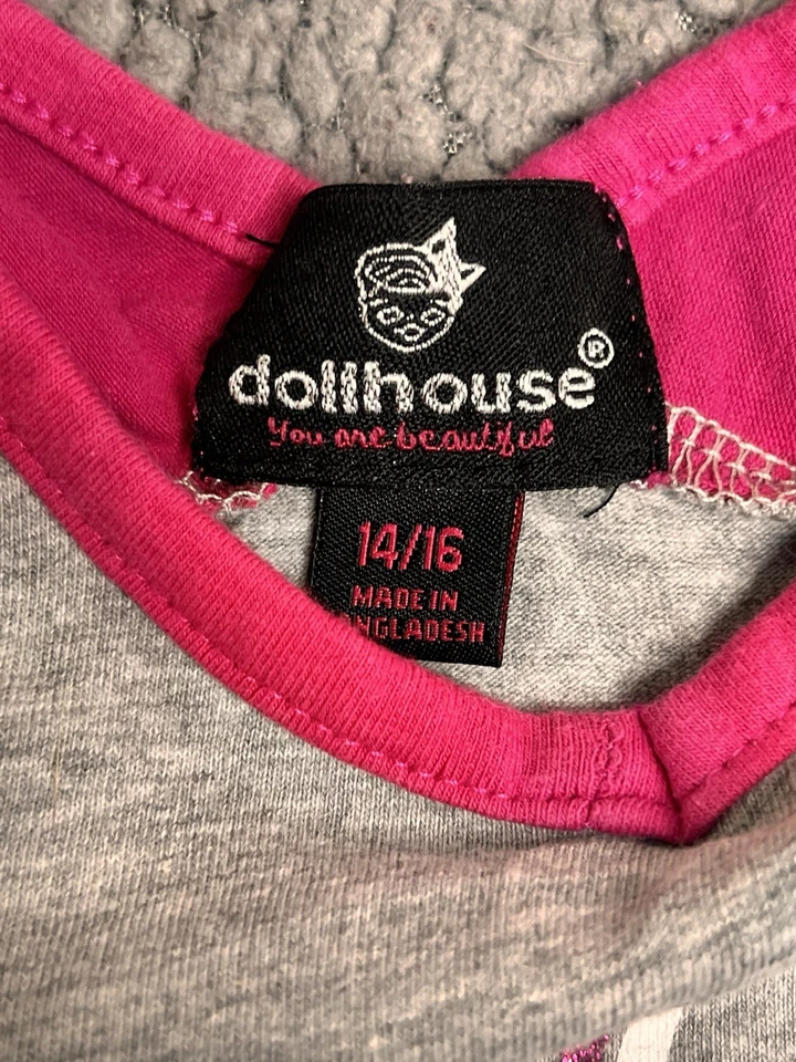 Camiseta Casa de Muñecas Gris Y Rosa Con Estampado Gráfico Niñas Talla 14/16 Foto 3 de 4