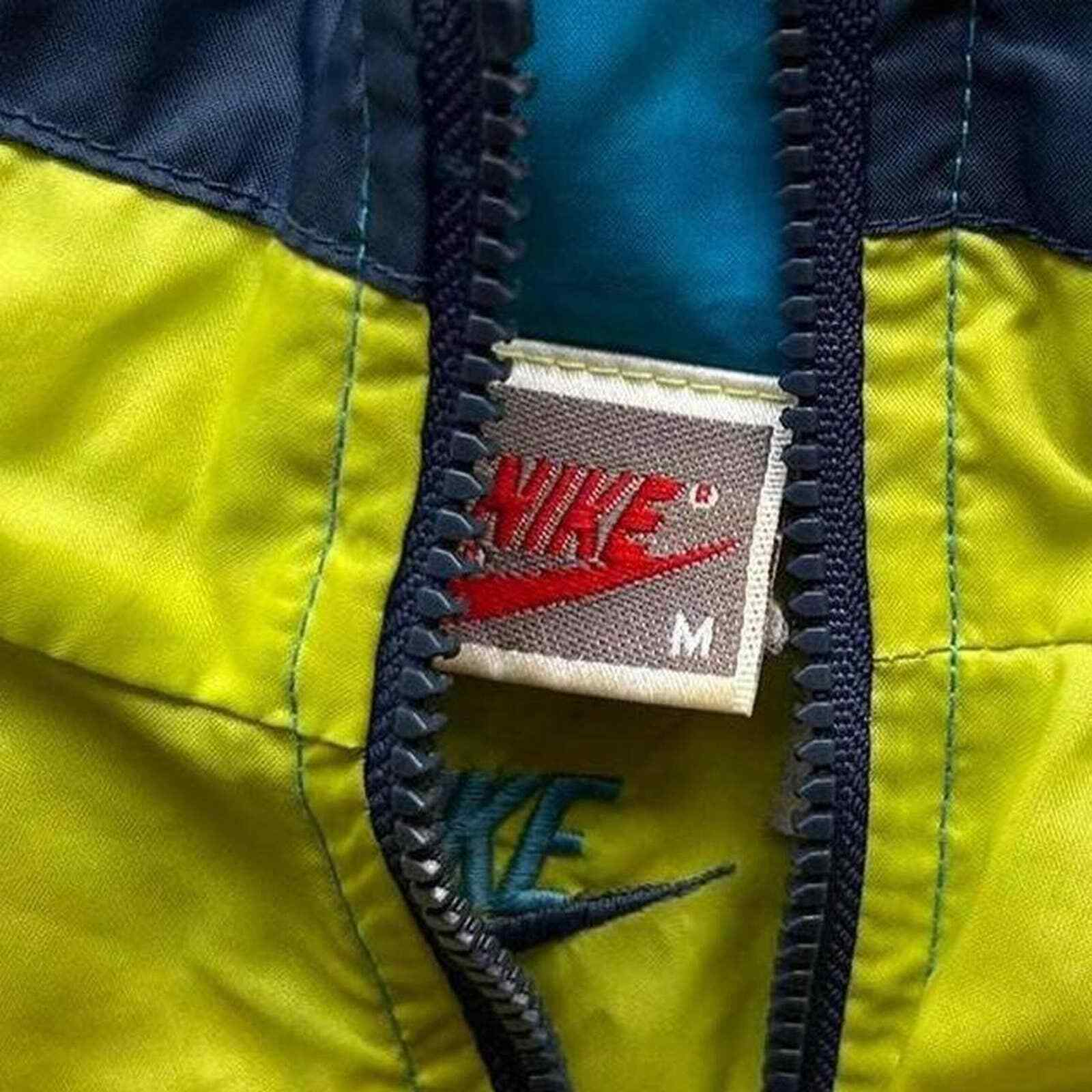 Vintage Nike Windbreaker - image 7