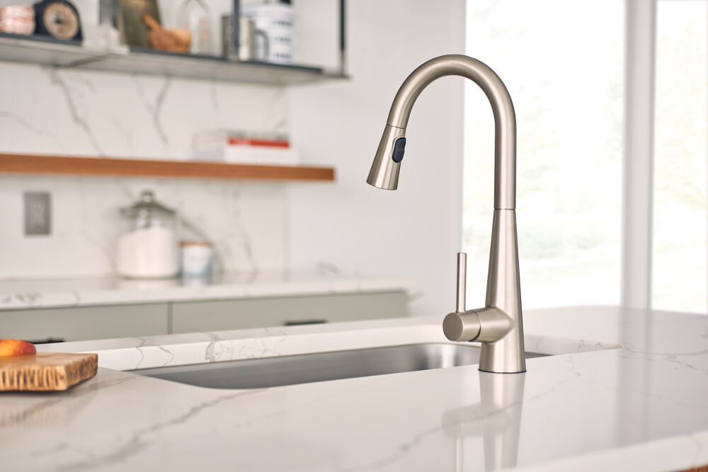 Moen 7864 Sleek 1.5 GPM 1 Hole Pull Down Kitchen Faucet Spot Resist