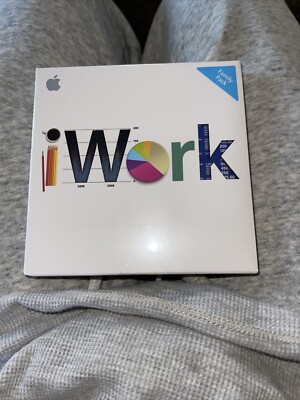 Apple iWork 09 Retail Version. 5 User Family Pack: Pages, Numbers, Keynote