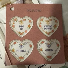 Jessica Simpson Heart Melamine Plates Set Of 4 Look Of Needlepoint 4 Different