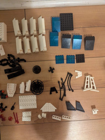 Lego 6783 Classic Space Sonar Transmitting Cruiser 100% Complete with Minifigs