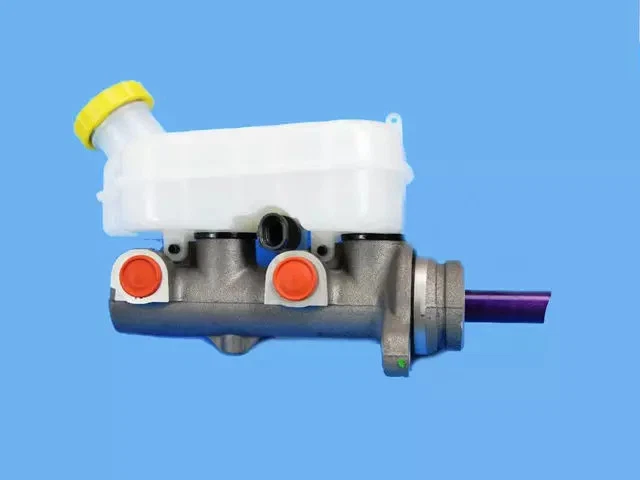 Cilindro maestro de freno Mopar original 4721154AB CANTIDAD 1 Foto 3 de 3