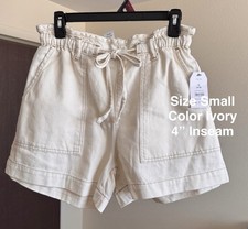 Time and Tru Women's Drapey Twill Utility Shorts, 4" Inseam, Size Small , Ivory