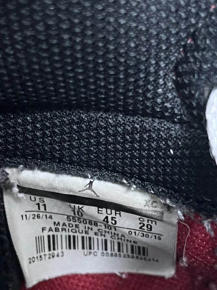 Talla 11 - Jordan 1 Retro OG High Chicago Foto 3 de 4