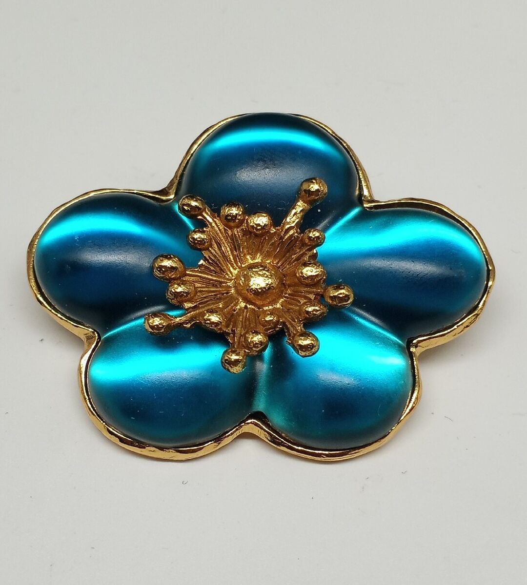 Vintage Kenzo Blue Sakura Blossom Brooch Gold Tone Metal Blue