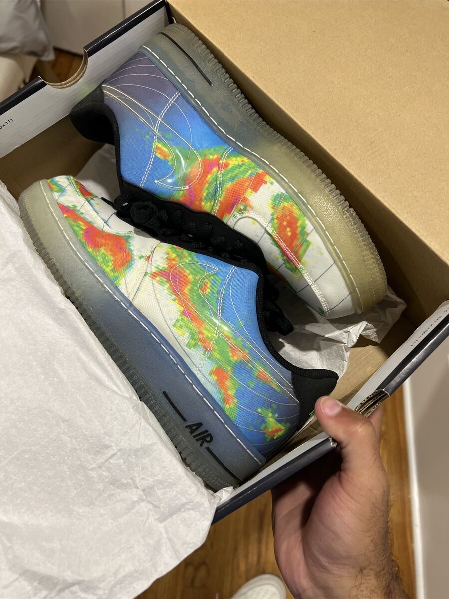Size 8.5 - Nike Air Force 1 Comfort Premium W-Man Weatherman Size 8.5 - Nike Air Force 1 Comfort Premium W-Man Weatherman